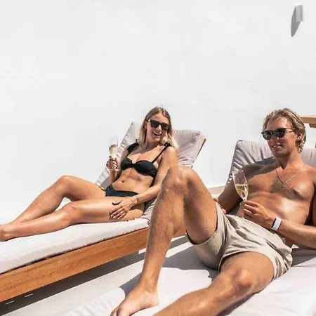 Aeron And Naxos 公寓 *