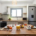 Aeron And Naxos Apartment