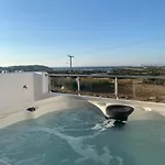 Aeron And Naxos Apartment