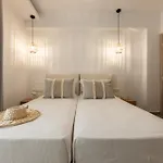 Aeron And Naxos Apartment