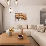 Aeron And Naxos Apartment
