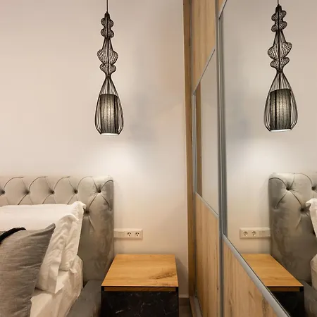 Апартаменты Aeron And Naxos *